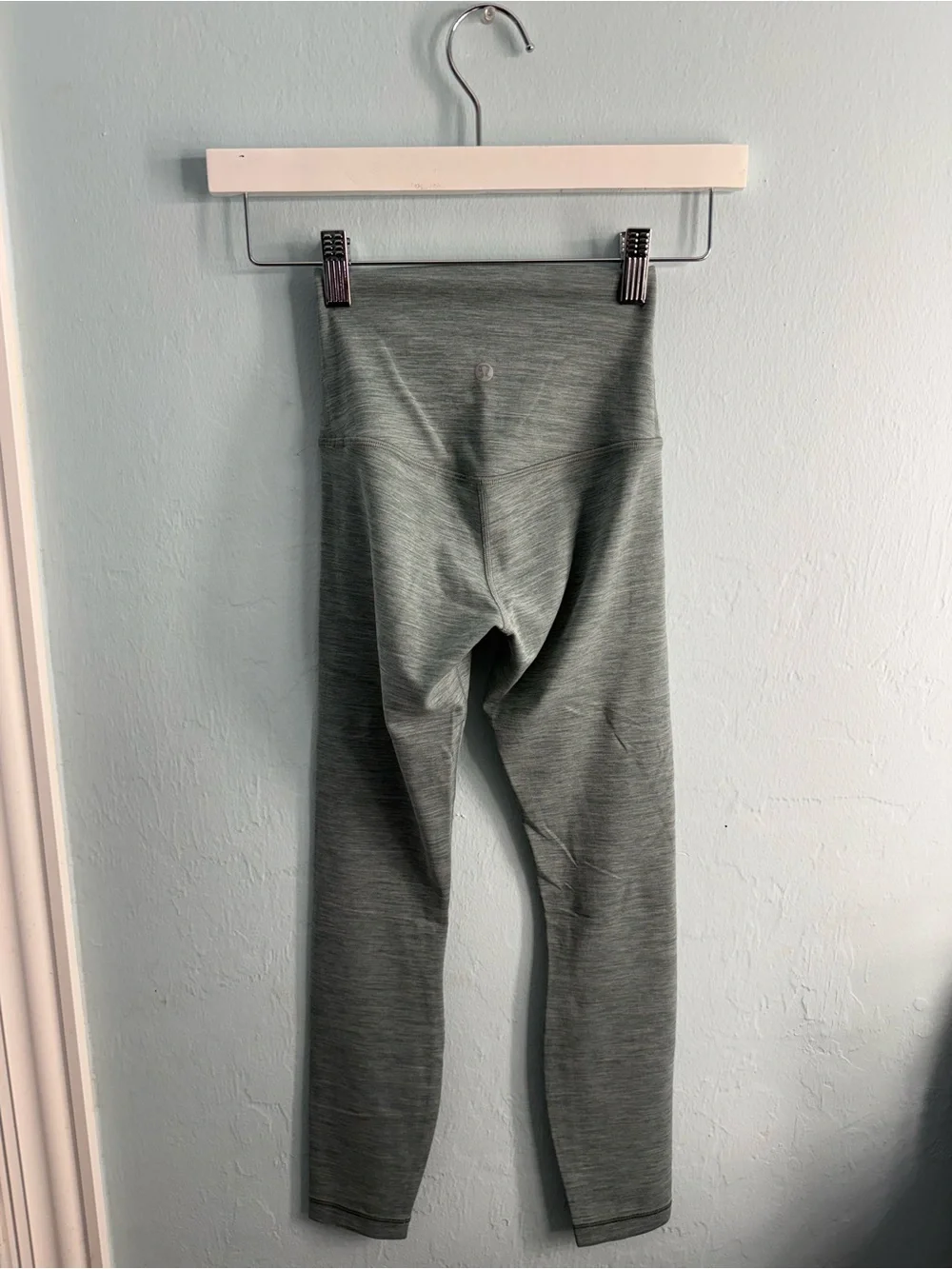 Lululemon Align High-Rise Pant 25”/Color Heather Green